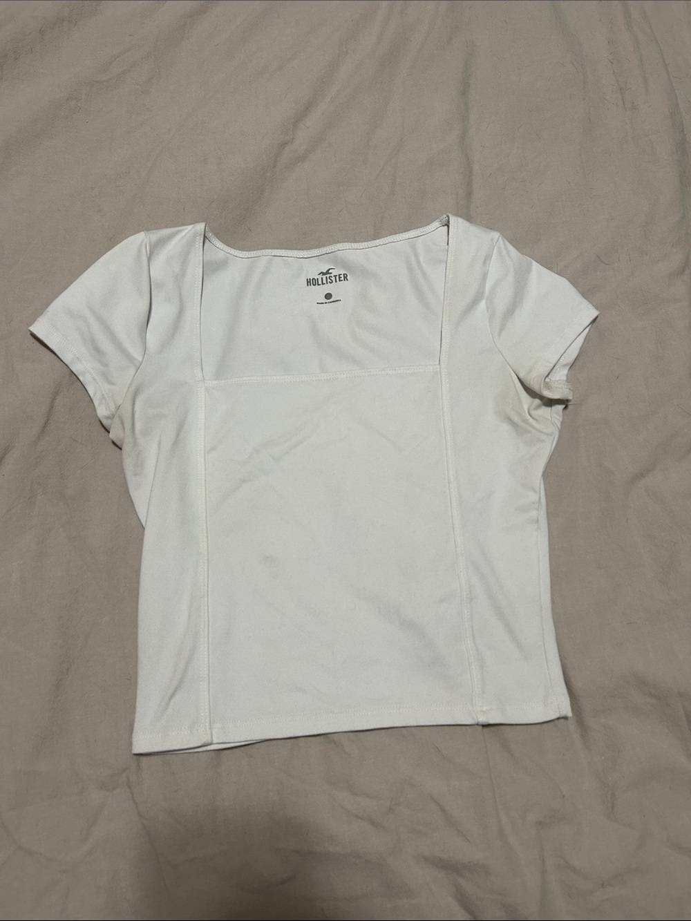 Hollister White Square-Neck Short Sleeve Tee